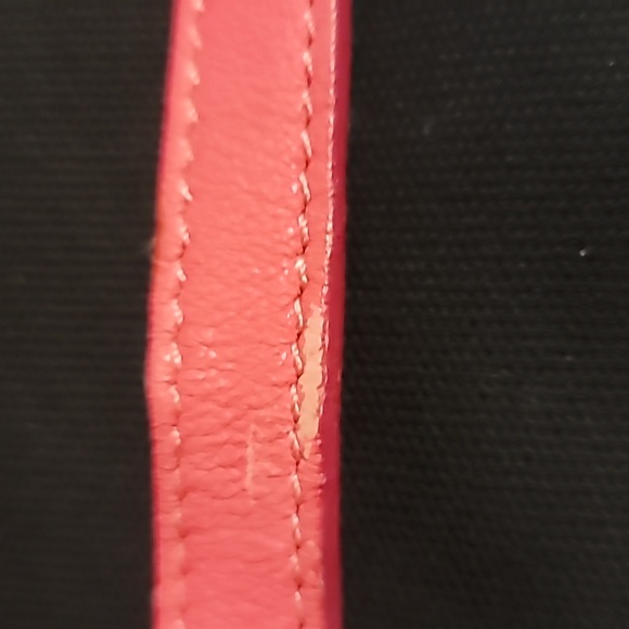 Marc Jacobs Quilted Leather Crossbody Tablet Bag - Picture 6 of 8